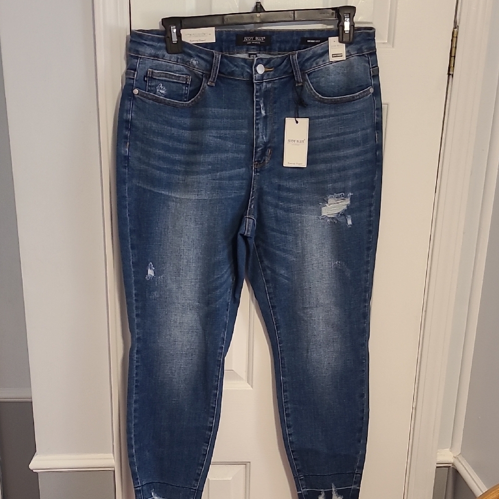 Just Black Women's Blue Distressed Jeans